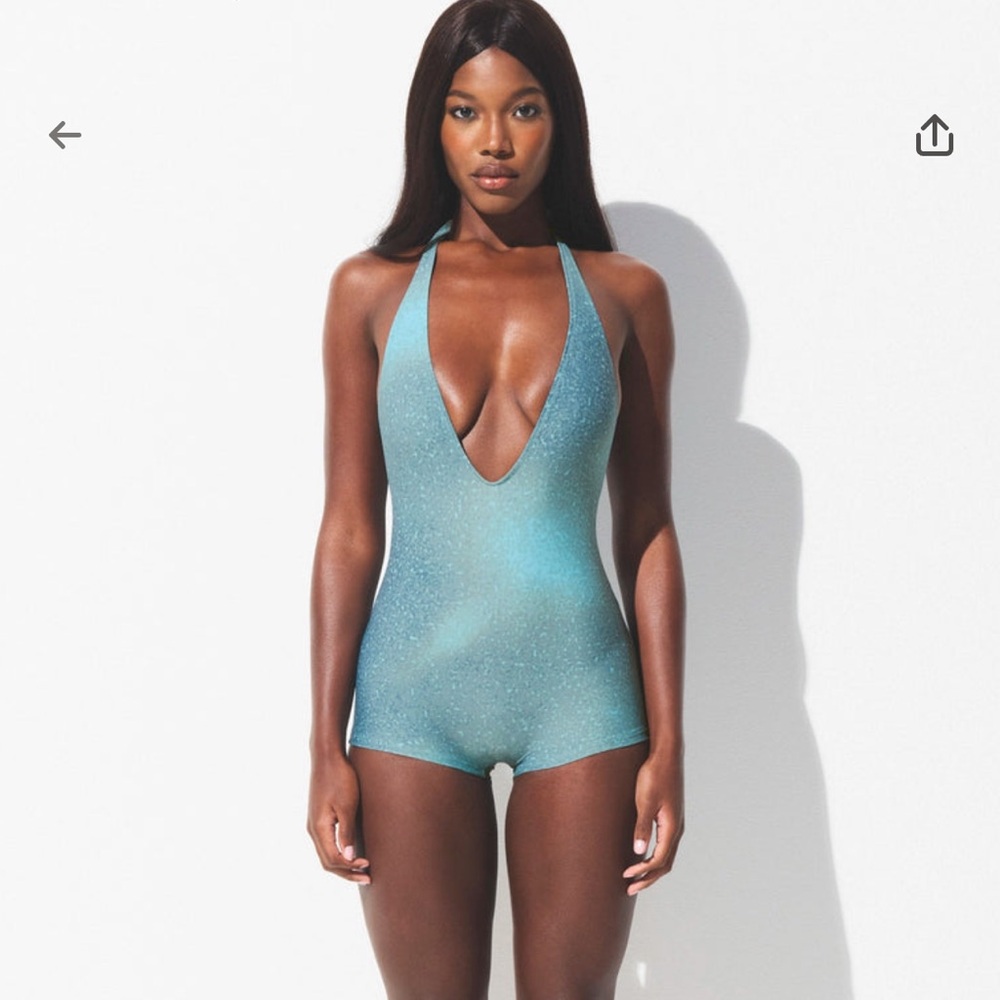 BRAND NEW W TAGS SOLD OUT SKIMS SWIMWEAR ONE PIECE SHORTIE